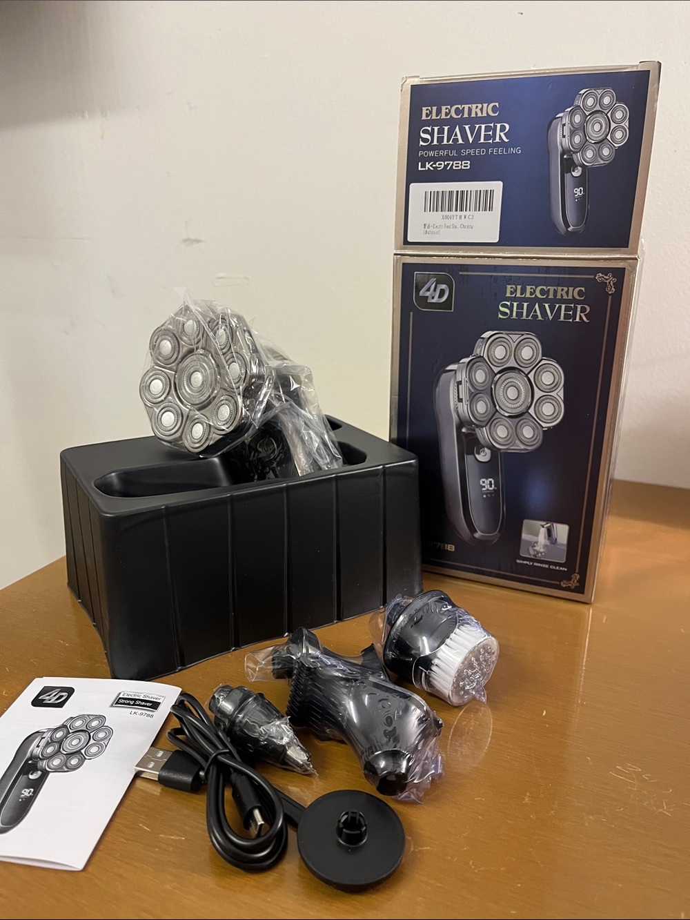 Electric 4D Shaver with Multiple Heads - Black